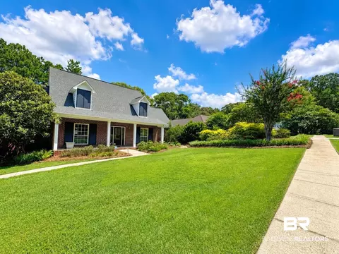 103 E Raphael Semmes Dr, Spanish Fort, AL 36527