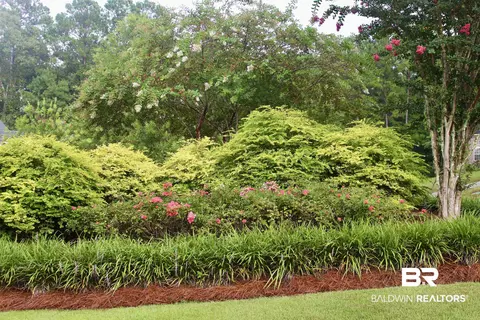 103 E Raphael Semmes Dr, Spanish Fort, AL 36527