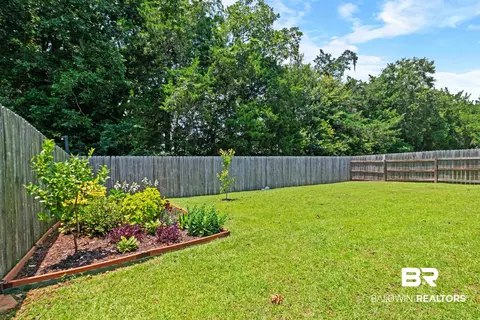Exterior - 8238 Irwin Loop, Daphne, AL 36526 photo 11 of 12