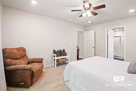 Bedroom - 8238 Irwin Loop, Daphne, AL 36526 photo 2 of 6