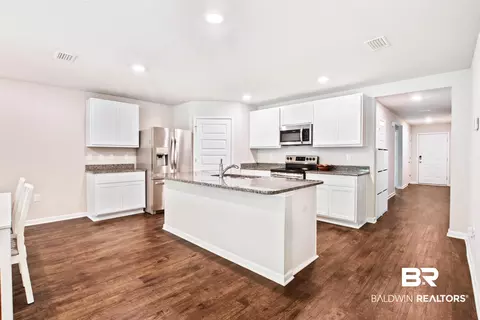 Kitchen - 8238 Irwin Loop, Daphne, AL 36526 photo 1 of 5