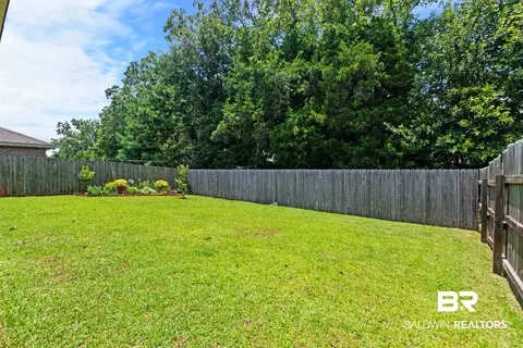 Exterior - 8238 Irwin Loop, Daphne, AL 36526 photo 9 of 12