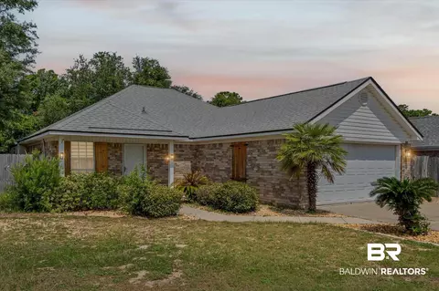 1341 W Hardwood Dr, Gulf Shores, AL 36542
