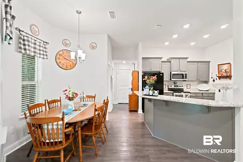 Kitchen - 14877 Silver Oaks Loop, Silverhill, AL 36576 photo 4 of 4