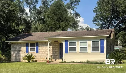 10376 Longview Dr, Foley, AL 36535