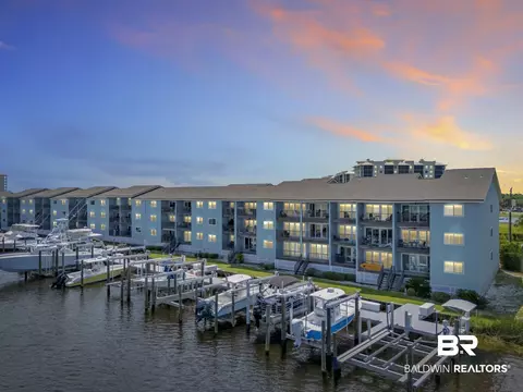 14100 River Rd #211, Pensacola, FL 32507