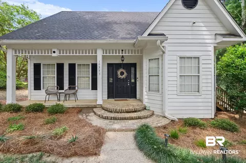 10353 Easthill Dr, Mobile, AL 36695