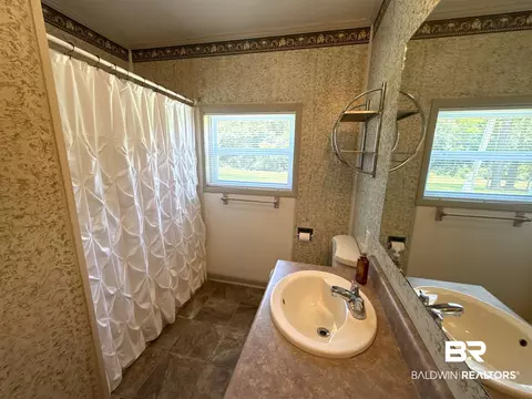 6000 Doran Rd, Mcdavid, FL 32568 photo 9