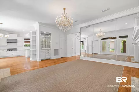 Living - 3983 Wimbledon Park, Mobile, AL 36608 photo 4 of 5