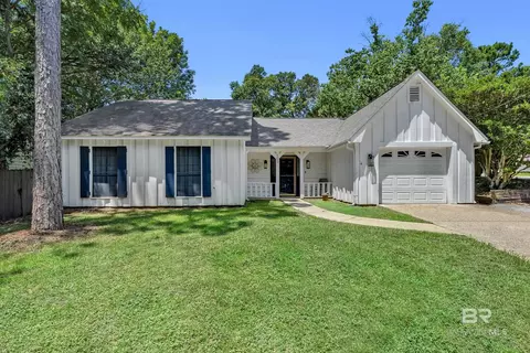105 Montclair Loop, Daphne, AL 36526 photo 4