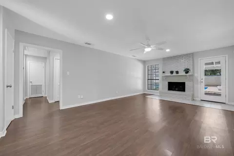 105 Montclair Loop, Daphne, AL 36526 photo 6