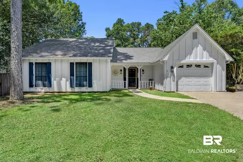 105 Montclair Loop, Daphne, AL 36526
