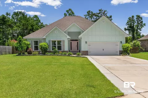 2118 Hogan Dr, Gulf Shores, AL 36542