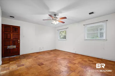 108 Mohawk St, Mobile, AL 36606 photo 4