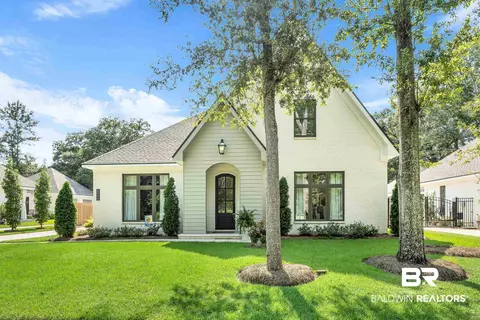 20279 Bishop Rd, Fairhope, AL 36532
