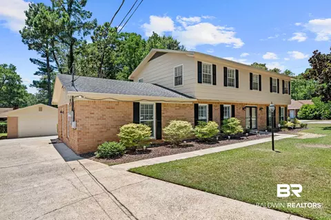 Exterior - 102 Iris Cir, Daphne, AL 36526 photo 3 of 12