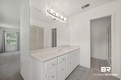 Bath - 102 Iris Cir, Daphne, AL 36526 photo 1 of 4