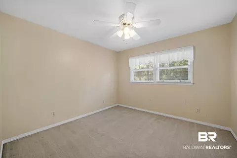 Bedroom - 102 Iris Cir, Daphne, AL 36526 photo 7 of 9