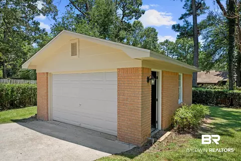 Exterior - 102 Iris Cir, Daphne, AL 36526 photo 11 of 12