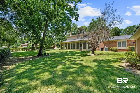 Exterior - 102 Iris Cir, Daphne, AL 36526 photo 9 of 12