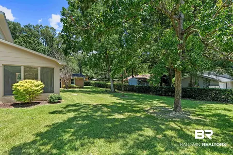 Exterior - 102 Iris Cir, Daphne, AL 36526 photo 8 of 12