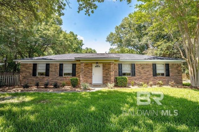 7760 Salem Dr, Semmes, AL 36575