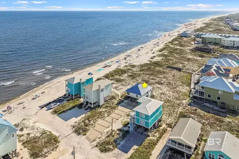 301 Boykin Ct S, Gulf Shores, AL 36542