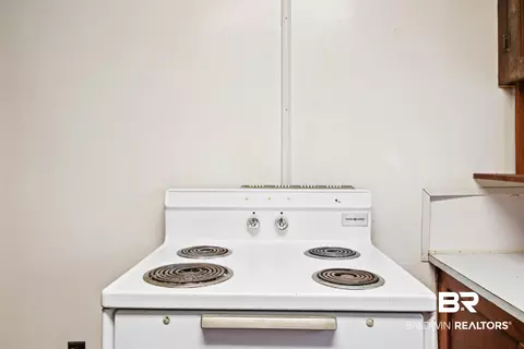 Kitchen - 5845 Highway 4, Jay, FL 32565 photo 5 of 5