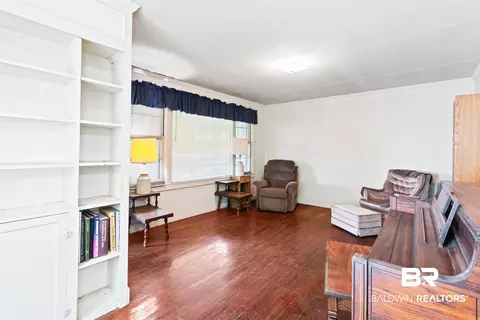 Living - 5845 Highway 4, Jay, FL 32565 photo 6 of 8