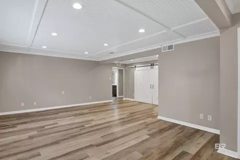 Living - 4009 Old Shell Rd #A6, Mobile, AL 36608 photo 4 of 4