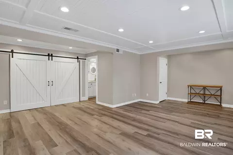 Living - 4009 Old Shell Rd #A6, Mobile, AL 36608 photo 1 of 5