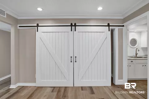 Entry Way - 4009 Old Shell Rd #A6, Mobile, AL 36608 photo 1 of 1