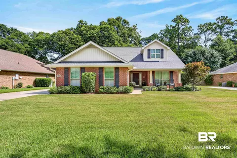 9663 Chariot Ave, Fairhope, AL 36532