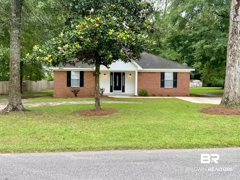1006 Newport Pkwy, Bay Minette, AL 36507