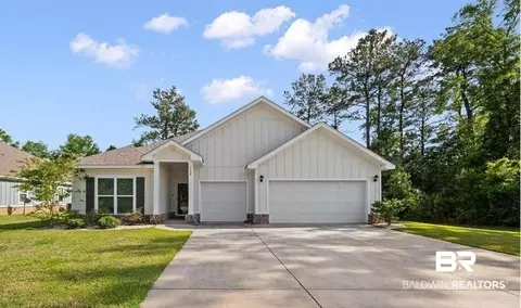 Exterior - 9520 Amethyst Dr, Daphne, AL 36526 photo 2 of 10