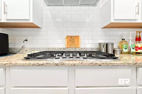 Kitchen - 9520 Amethyst Dr, Daphne, AL 36526 photo 4 of 5