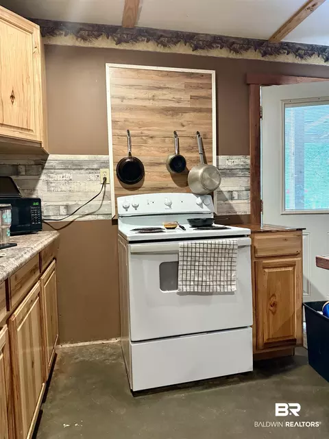 Kitchen - 13674 Ryland Street Ext, Stapleton, AL 36578 photo 2 of 2