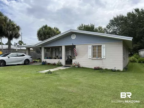 4704 Wilson Blvd, Orange Beach, AL 36561