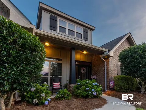 9820 Evanston St, Daphne, AL 36526