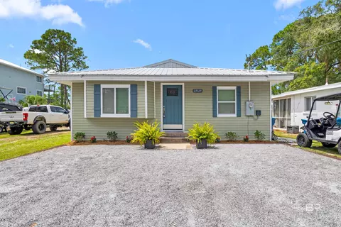 27127 Palmetto Dr, Orange Beach, AL 36561