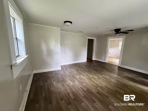2708 Edgewood St, Mobile, AL 36607 photo 2