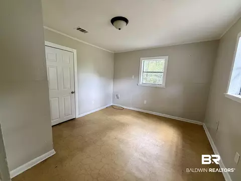 2708 Edgewood St, Mobile, AL 36607 photo 3