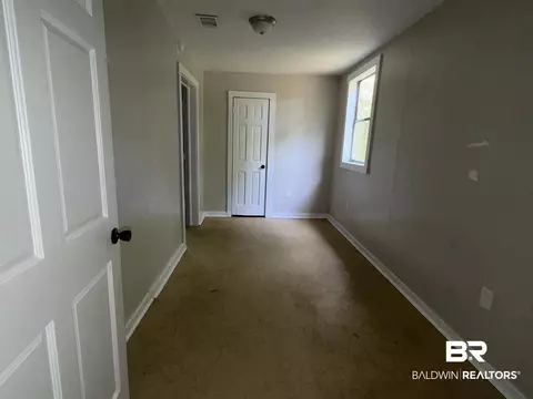 2708 Edgewood St, Mobile, AL 36607 photo 7