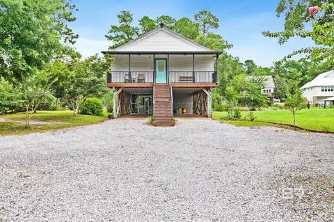 10167 Bayhaven Dr, Fairhope, AL 36532