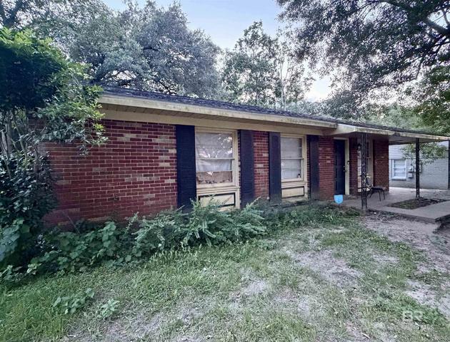 402 La Rose Dr, Mobile, AL 36609