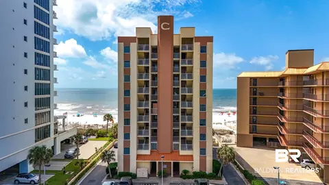 517 E Beach Blvd #3C, Gulf Shores, AL 36542