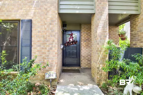 2901 Grant St #304, Mobile, AL 36606