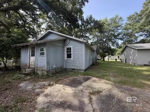 158 3rd Ave, Chickasaw, AL 36611 photo 11