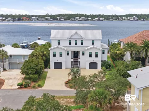 3950 Cutty Sark Cv, Orange Beach, AL 36561