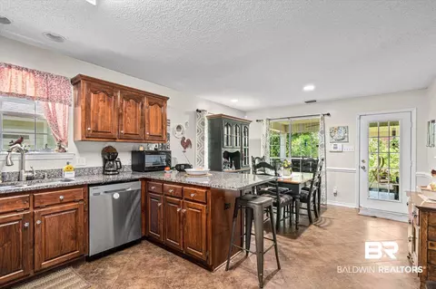 6408 Doubletree Ct, Mobile, AL 36695 photo 5